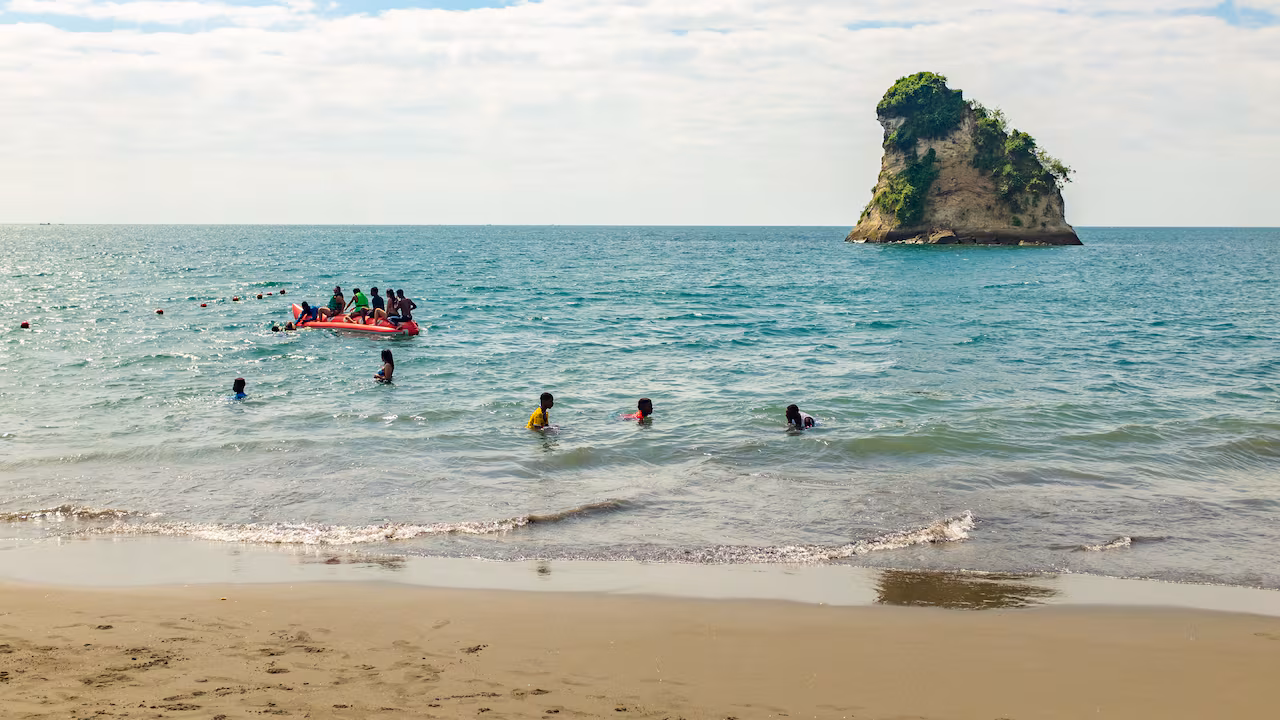 HMT6FT6Q75AO5HBEI65EZIA74A